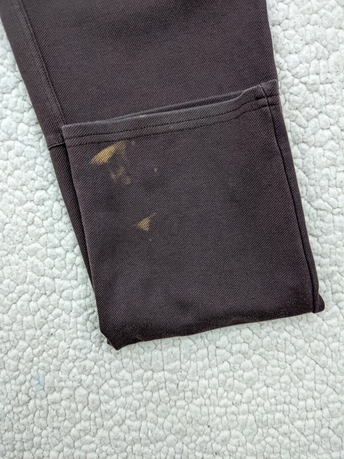 vuori flex mid rise dark wash zip pocket pants