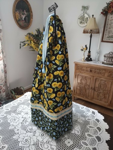 PRETTY Pillowcase Dress handmade w/"SUNLOWERS" Printed Fabric for size 4 - 5 NEW - Picture 5 of 7