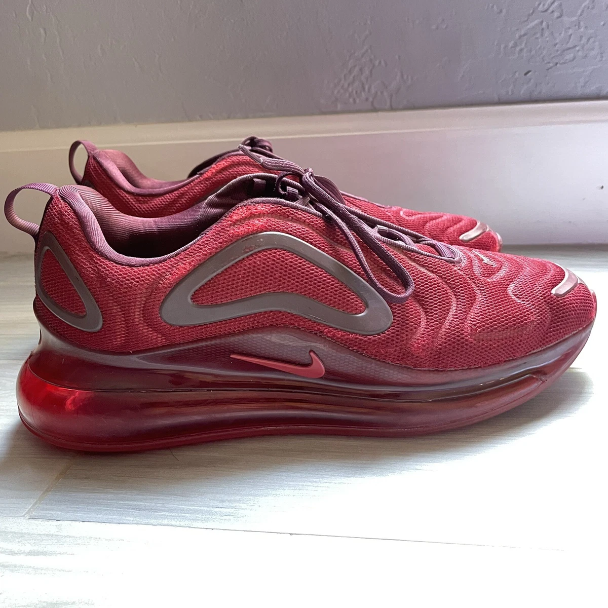 720 hotsell university red