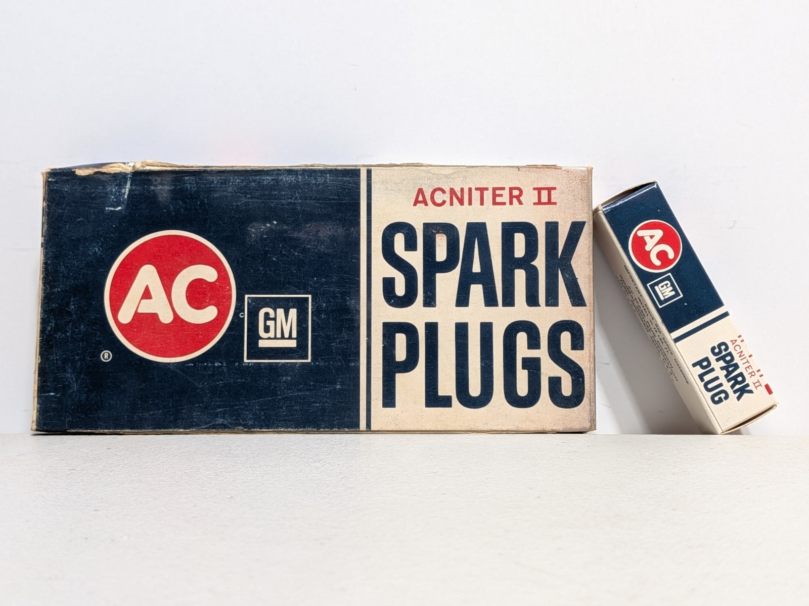 Genuine GM ACDelco Spark Plugs R46TSX - Set of 8 - New Old Stock