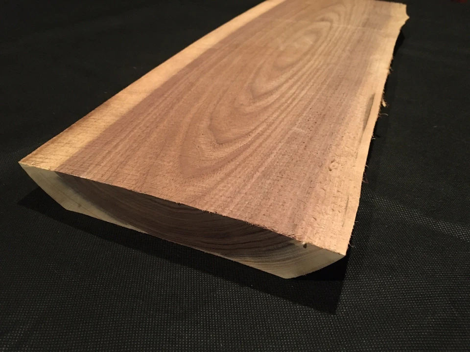 Mini losa de madera pequeña con borde vivo de nogal negro figura hobby carpinteros Foto 2 de 4