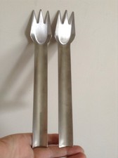 2 Royal VKB Dutch Industrial Design Ineka Hans schrullige Satinstahl Stapelgabeln