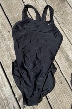 Nike Women  s Size 6 Black Racerback One Piece Swimsuit Swim Team Training