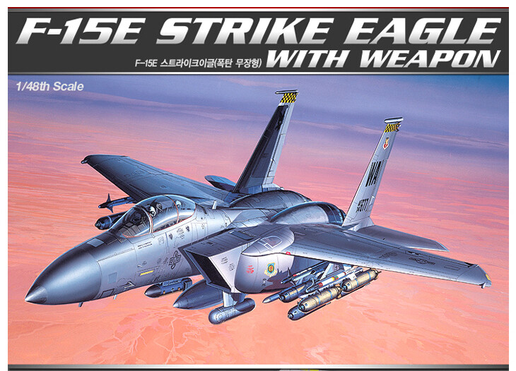 アーマーコレクション　1∶48 戦闘機　F15 EAGLE サンダーバーズ Academy 1/48 F-15E Strike Eagle with Weapon Aircraft Fighter