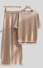 Women Cute short Sleeve and Pants Two Piece Outfits Knit size S