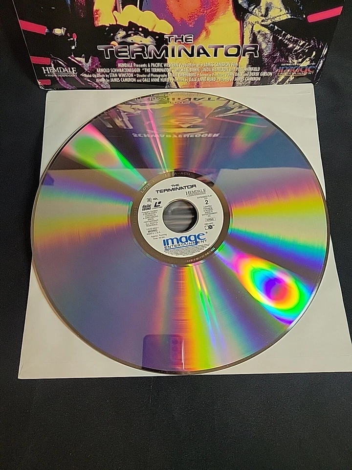 5 Movie Schwarzenegger Lazerdisc Lot Terminator 1&2, Total Recall Red Heat Twins - Image 4 of 4
