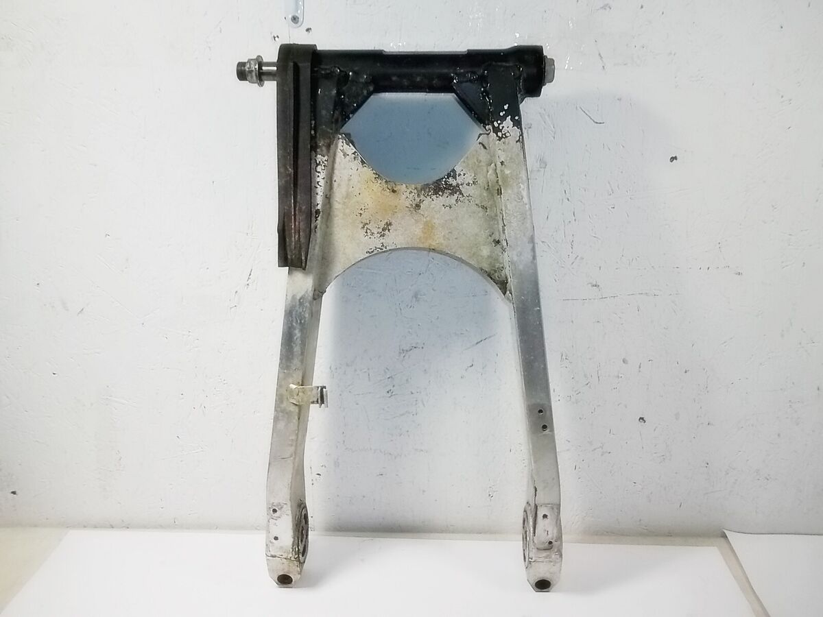 あんSHOP KAWASAKI 93 ZX1100-C NINJA ZX11 SWING ARM 33001-1351-10