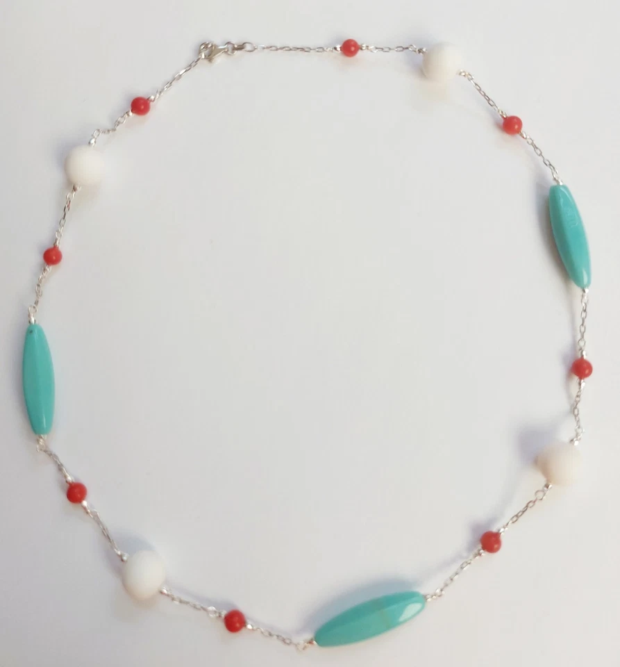 Collana in argento 925 con corallo bambu rosso e bianco e pasta di turchese  - Immagine 3 di 4