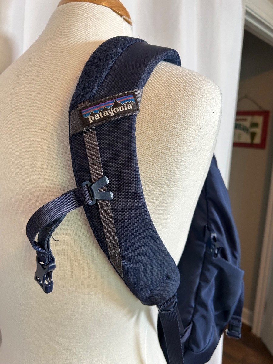 Patagonia Chacabuco Backpack 30L Navy Blue | eBay display picture 3