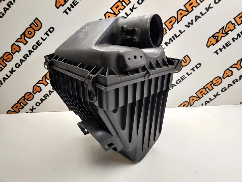 Dodge Nitro 2008 2,8 CRD caja de filtro de aire caja de aire 04880267AB Foto 3 de 4