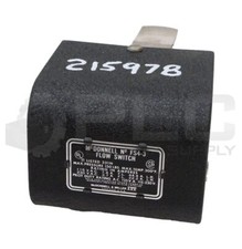 NEW MCDONNELL FS4-3 FLOW SWITCH 115-230VAC 300DEG F