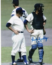 RANDY HUNDLEY  CHICAGO CUBS  ACTION SIGNED 8x10