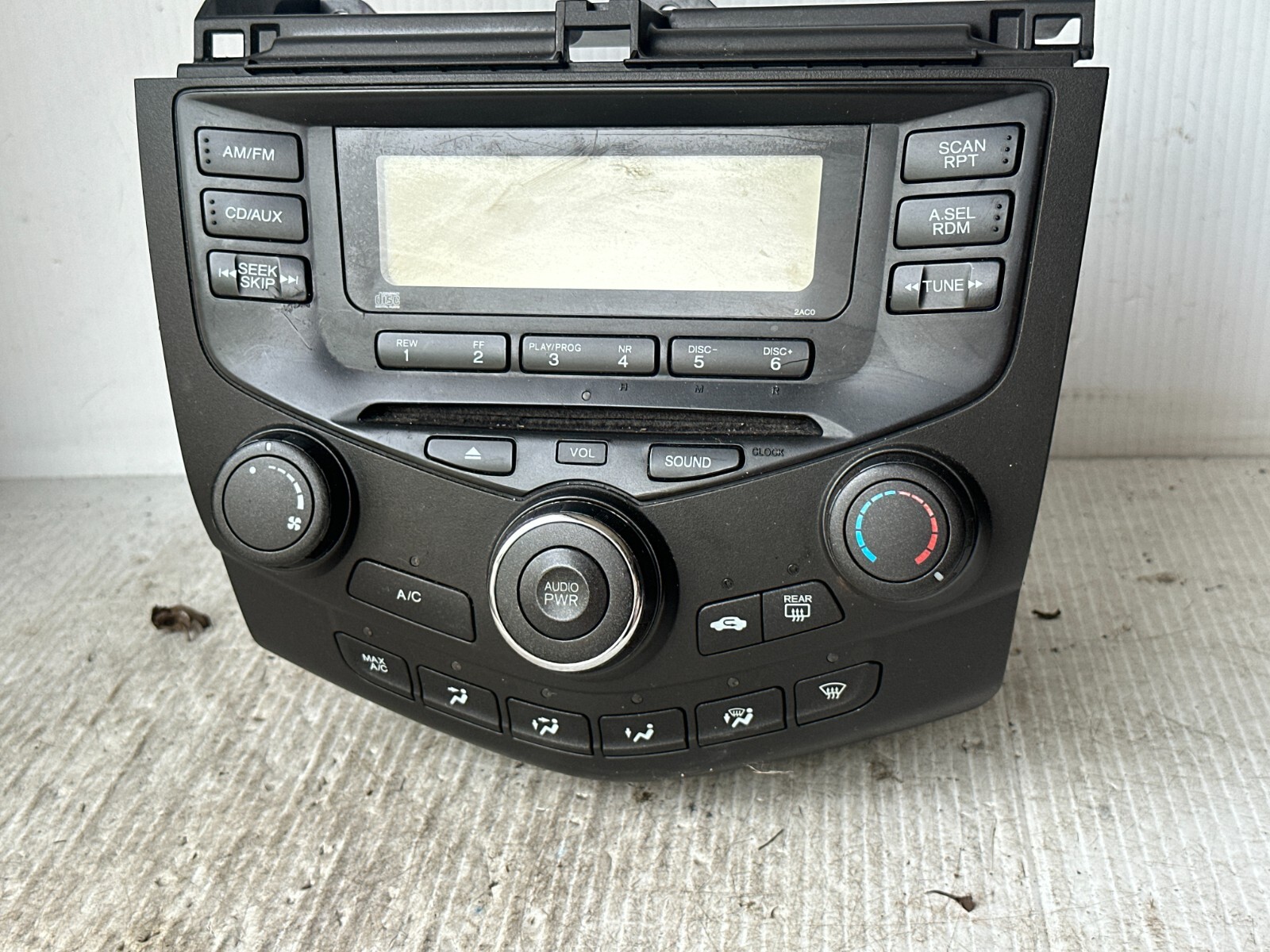 2003 2007 Honda Accord Audio Radio CD Climate Control 39050SDAA010