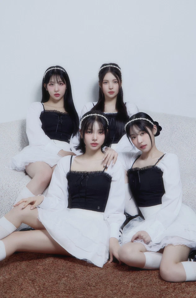 K-POP UDTT 1st Single Album School Rush CD+Photobook+P.Card+ID Card+Post+Sticker Foto 4 de 4