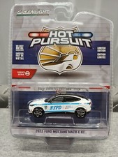 2022 Ford Mustang Mach E GT NYPD Greenlight Hot Pursuit Target Red Chase 1/64