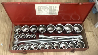 Wright Tools 1'' Drive 12 PT. Socket Set 27 Pieces SAE 1 1/2'' - 3 1/8'' EUC
