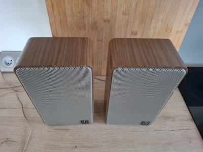 Ensemble d'enceintes Grundig Cube avec amplificateur:: années 1970