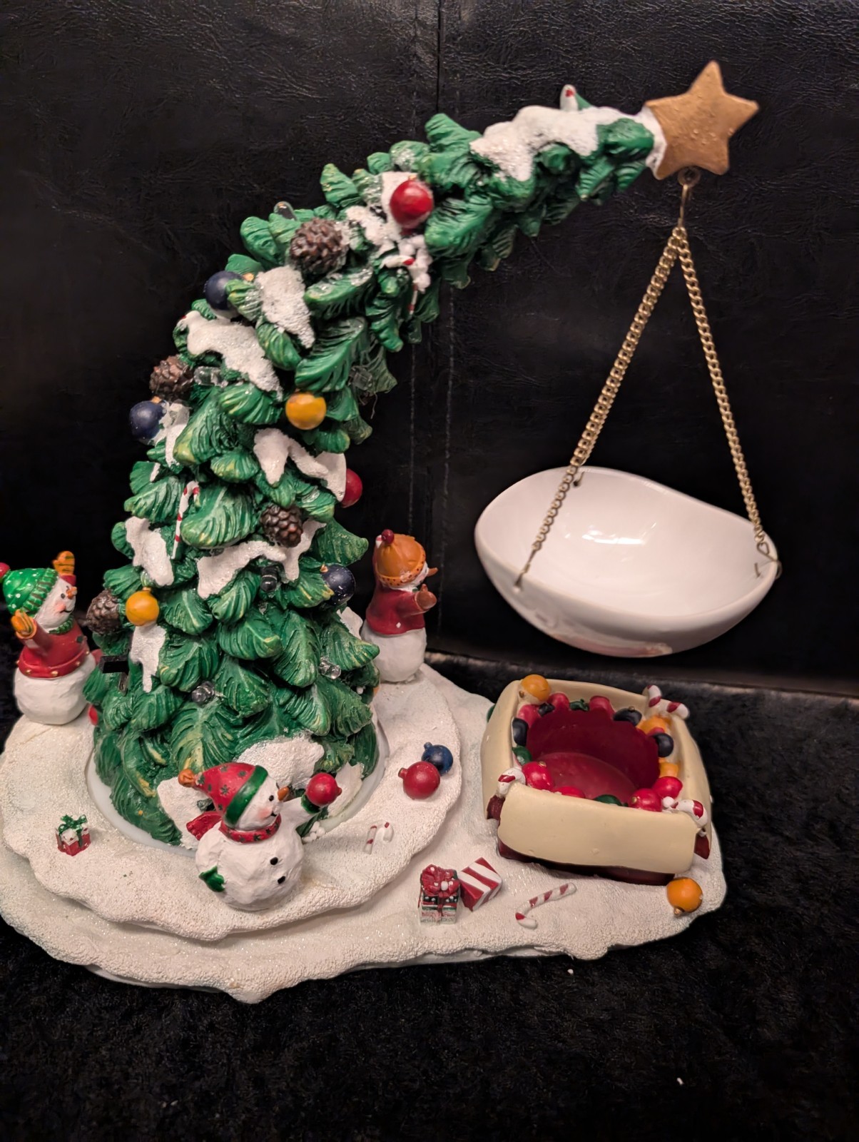 Yankee Candle Musical Moving Christmas Tree Hanging Wax Melt Tart Burner