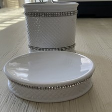 Porcelain Ceramic White W/ Diamond Trim Toothbrush Holder  Soap Dish