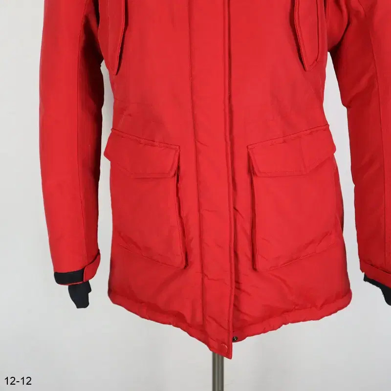 146 Discovery Women's Down Padding Jacket - Size … - image 8