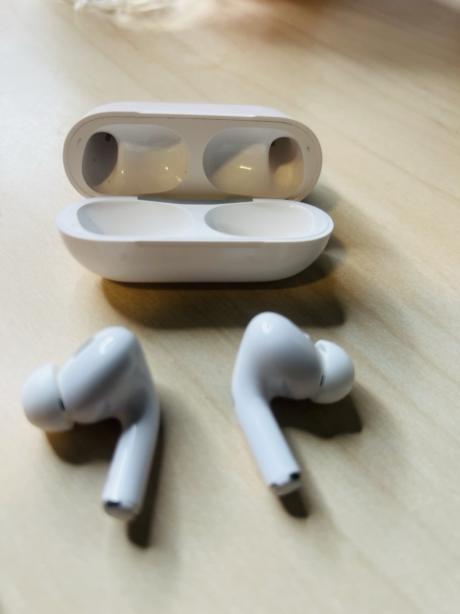 Apple AirPods Pro 2nd Gen A2931 A2700 Wireless Earbuds