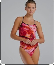 TYR Women's Durafast Elite Cutoutfit Gladius pink/orange abstract Swim Sz 38 New