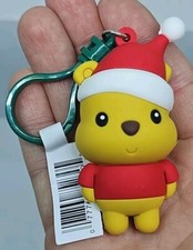Disney 3D Christmas Figural Bag Clip Keychain Series 26 - WINNIE THE POOH