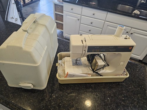 VTG Kenmore 12 Stitch Sewing Machine Model 385 1278191 W/ Case*Working Order* - Picture 2 of 15