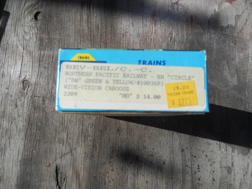 ATHEARN BEV-BEL #2209 FERROVIA DEL PACIFICO SETTENTRIONALE VERDE WIDE VISION CABOOSE #10036 - Foto 3 di 3