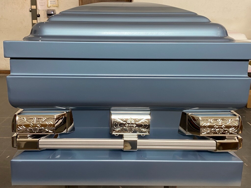 Beautiful 29in OVERSIZED Casket blue/silver | eBay