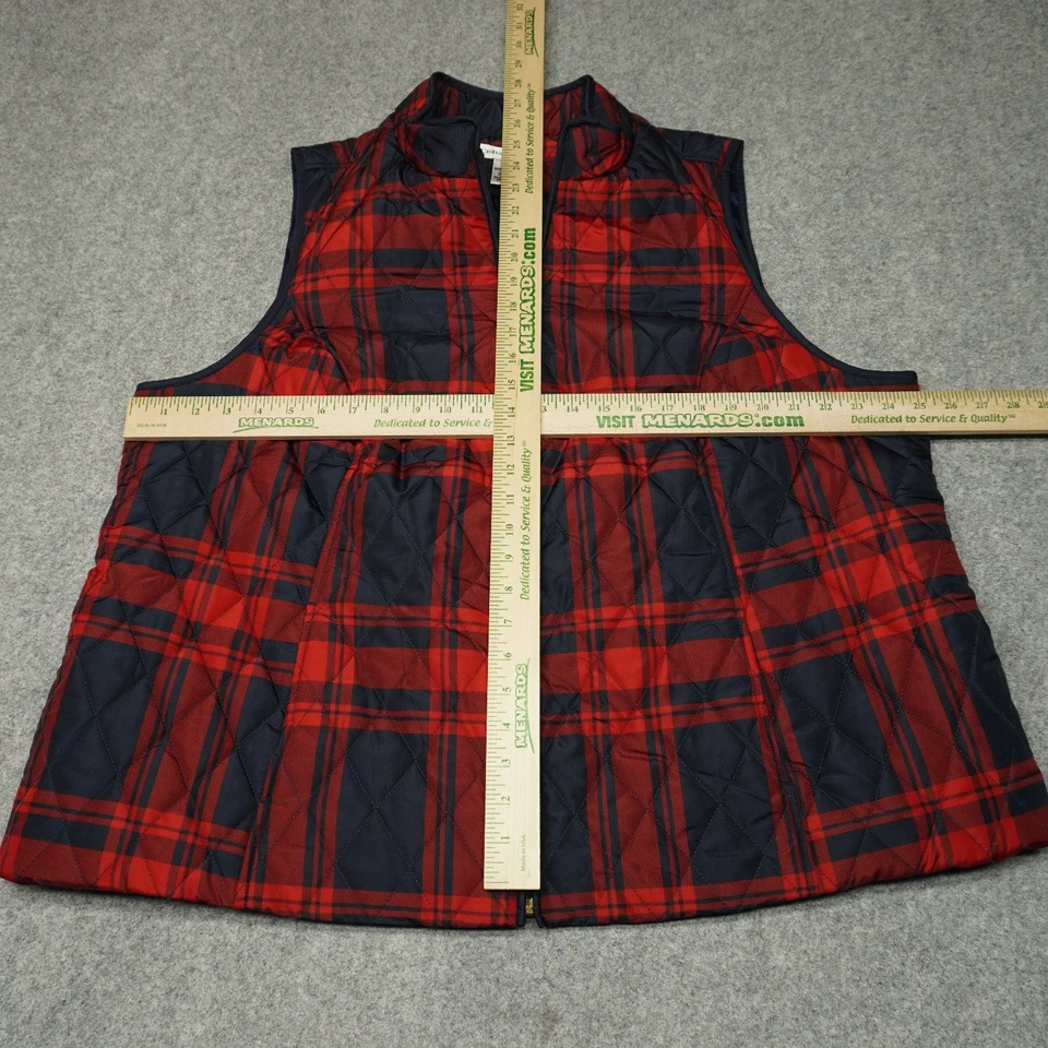 Chaleco acolchado para mujer Croft & Barrow 2X rojo negro forrado a cuadros Foto 4 de 4