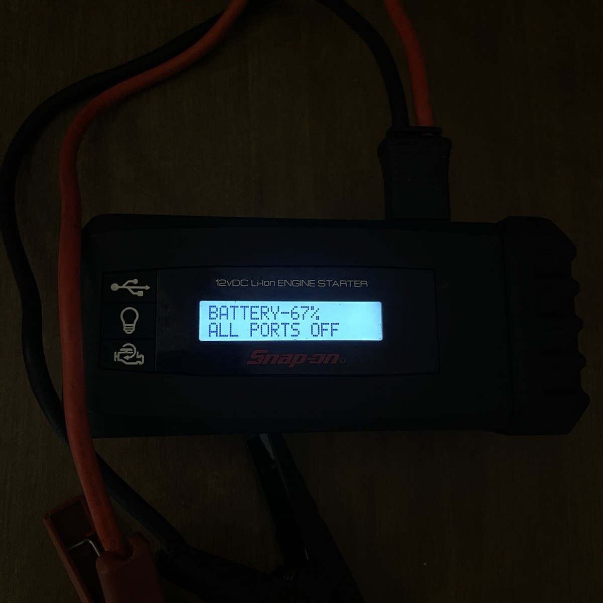 Snap-on EEJP201MBK Lithium Compact Engine Starter USB Charger