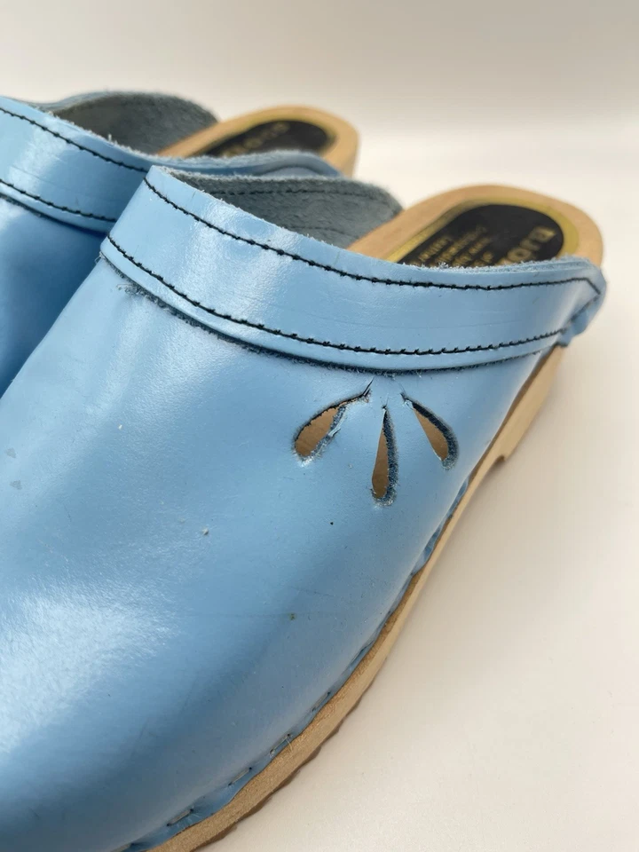 Fabulous Bjorn Blue Floral Leather Traditional Clogs size uk5 eur38 P455 - Image 3 of 4