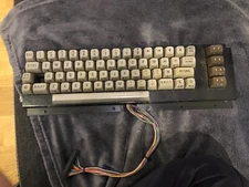 1x Commodore 16, VIC20 , C64    Replacement Keyboard key cap