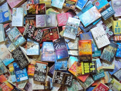  Lot 10 Nora Roberts/J. D. Robb Romance Mass Market Paperback Book RANDOM Mix