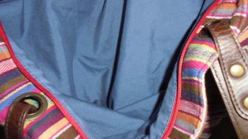 OLD NAVY, MULTI, COLOR STRIPES , BLUE COTTON LINING. 1 ZIPPER POCKET. HOBO TOTE - Picture 6 of 9