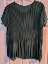 Size 16 Front Pleated Top, Has Slight Mark On The Back See Picture
