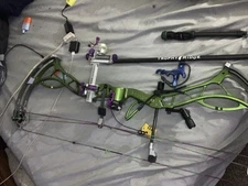 compound bow right hand bowtech