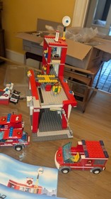LEGO City Fire Station 60004 4429 Set Minifigures Vehicles Manual Incomplete