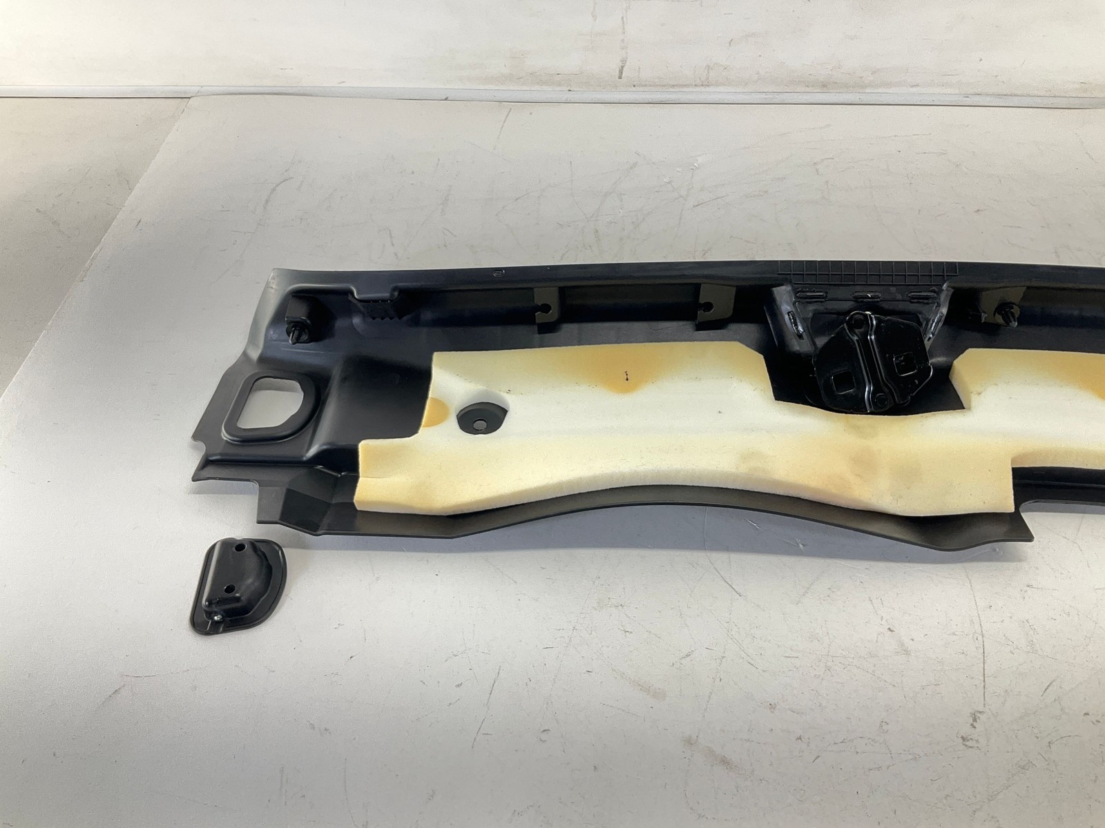 14-20 MASERATI Ghibli Trunk Sill Scuff Plate Trim Panel CM