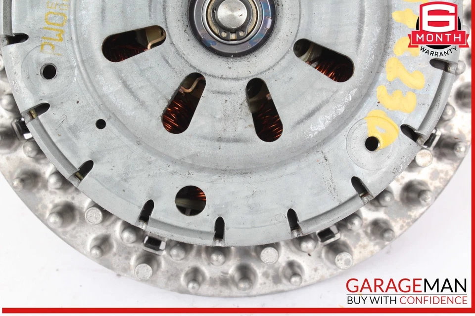 01-07 Mercedes W203 C230 Radiator Engine Cooling Fan Motor 2035400788 OEM - Image 3 of 4