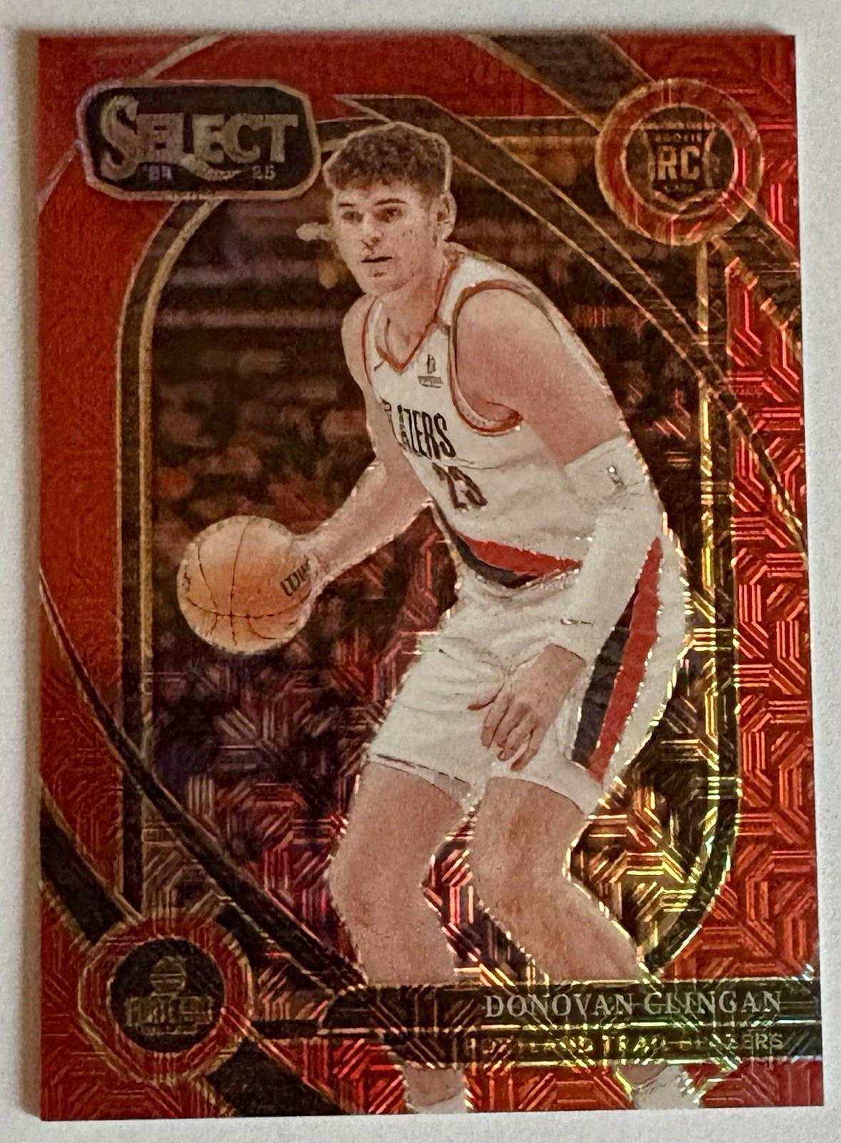2024-25 Select Red Mojo Prizms Courtside Donovan Clingan /20 RC Trailblazers
