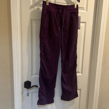 NWT Lululemon Dance Studio Mid Rise Pant Regular Dramatic Magenta DMMG Size : 6