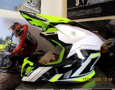Airoh Twist 2.0 SHAKEN Cross Enduro MX Helm Husqvarna XL Fox Fluo Yellow Neu Fox