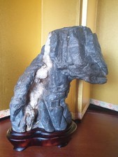 Suiseki palombino cascata, pietra integra