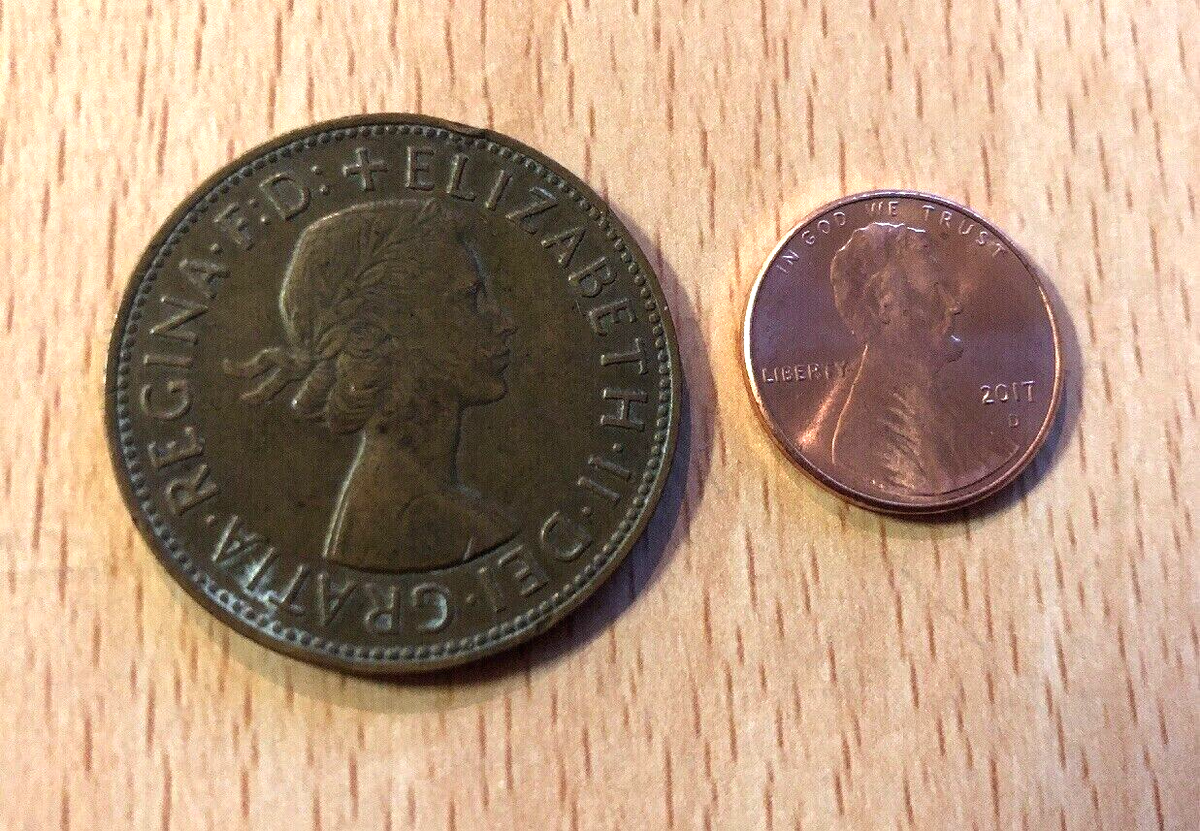 Regina F D ELIZABETH II Del Gratia Regina One Penny 1963. Brown