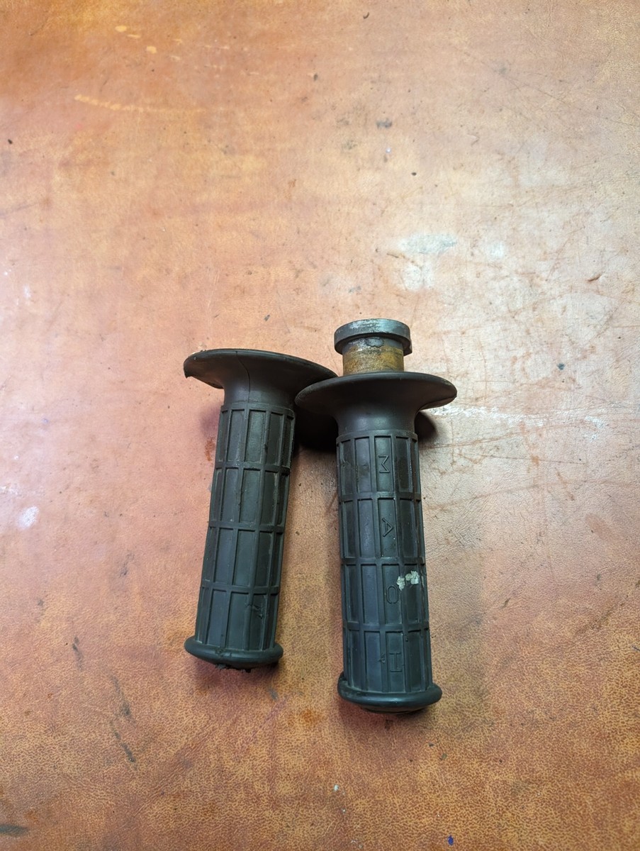 OLD SCHOOL BMX GRIPS OGK MACH JAPAN NOS 68-15R VINTAGE BLACK
