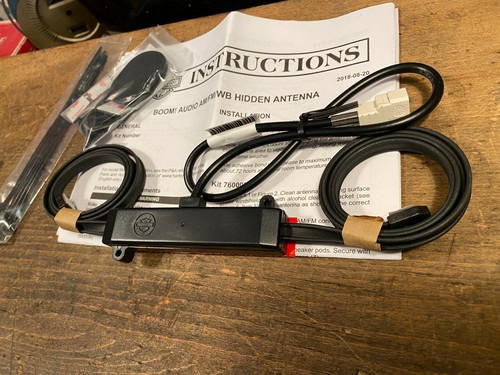 76000862 TOURING® ANTENNE BOOM HARLEY® KABELBAUM RADIO ELECTRA - ROAD GLIDE® - Bild 5 von 5
