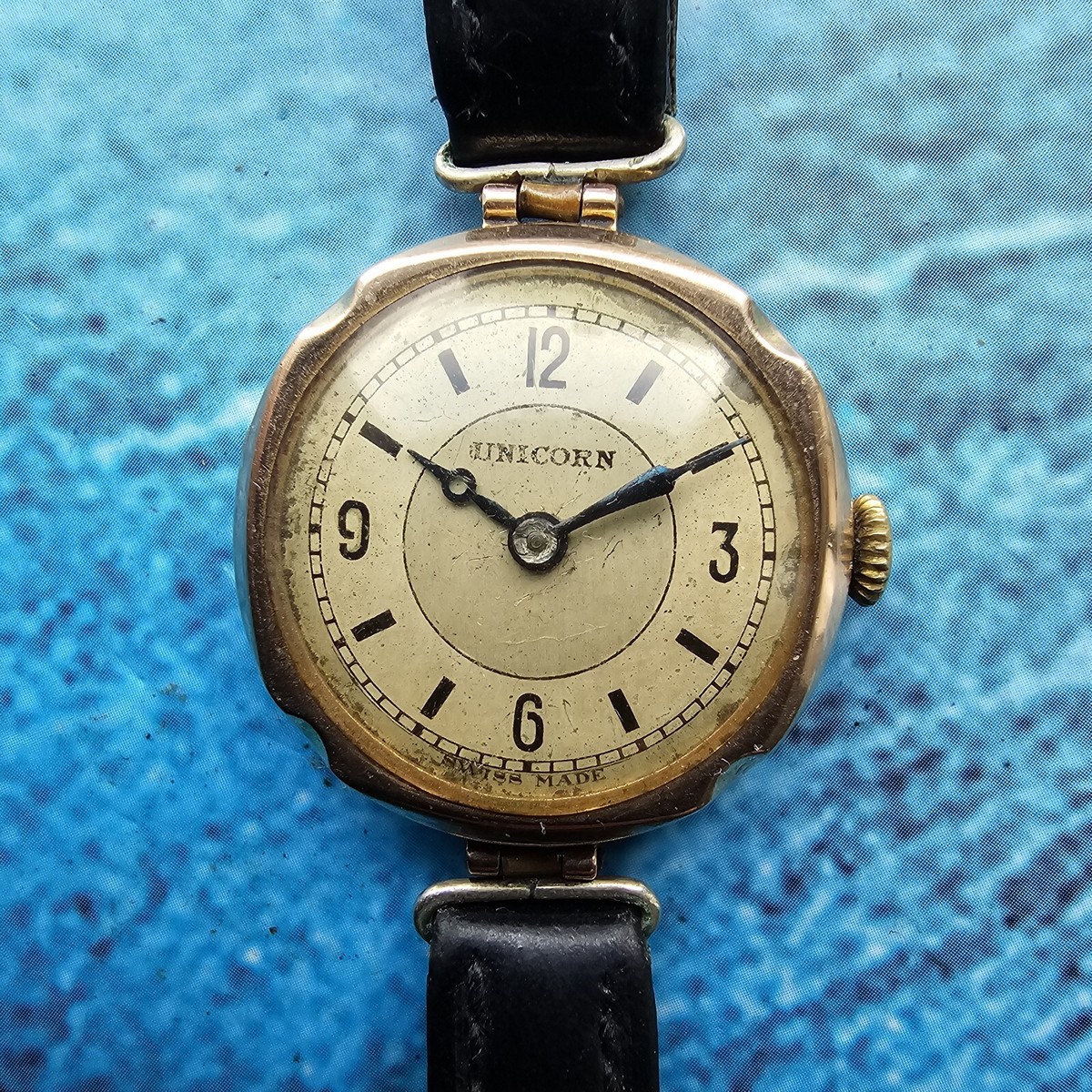 Vintage 9k Solid Gold Rolex Unicorn Hand-Winding Ladies Wristwatch