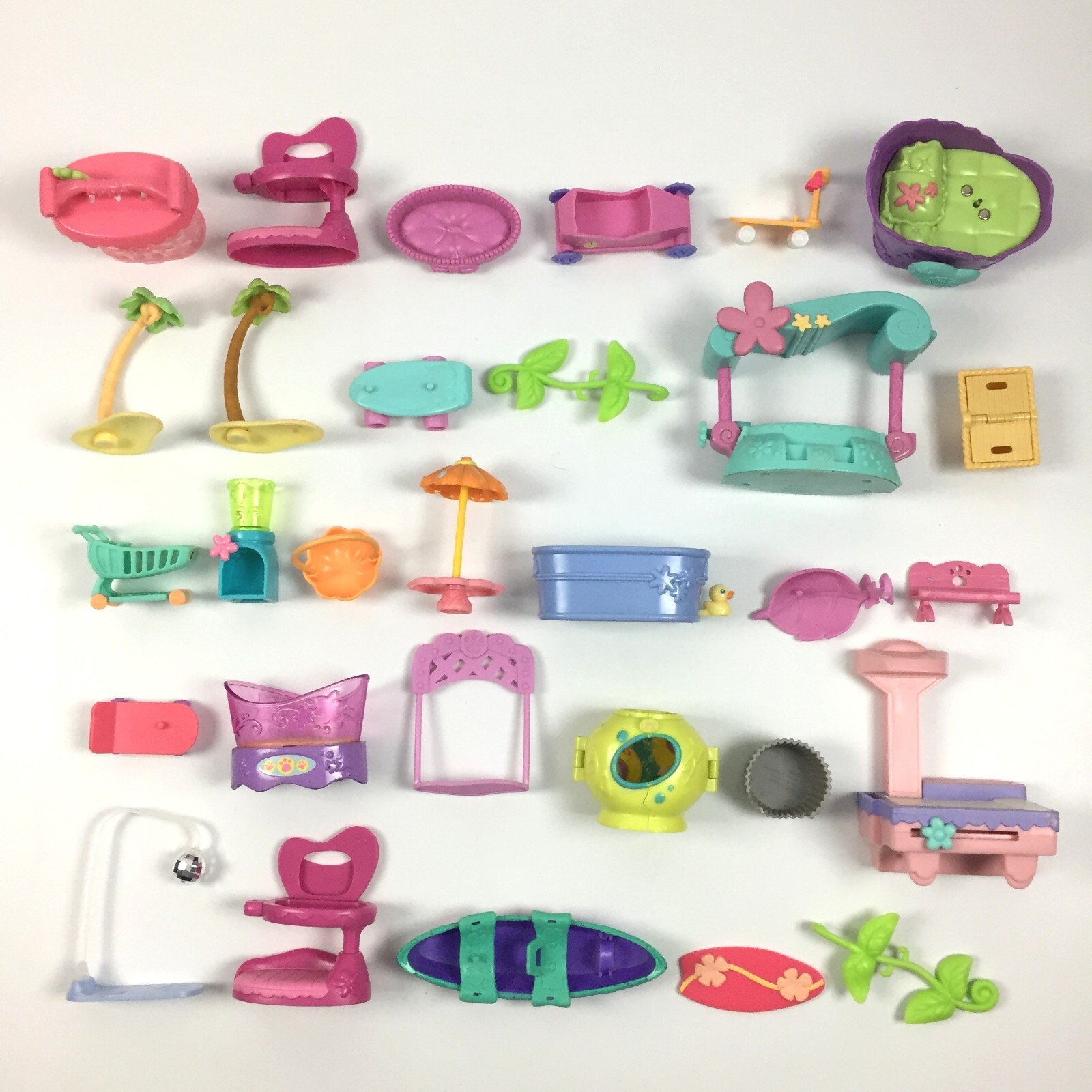 Littlest Lot 150 Big Accessories House, Kennel Pet Shop